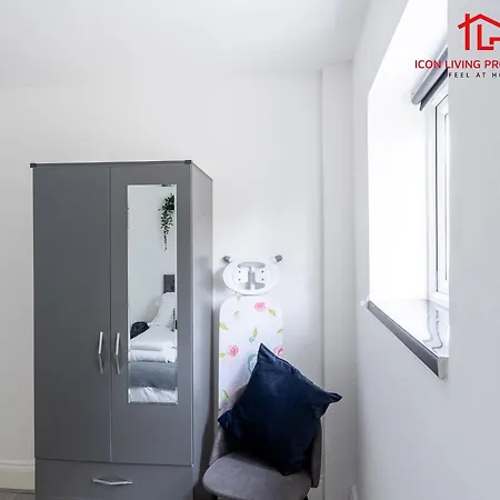 Arch-View Apartment 1 By Icon Living Properties Short Lets & Serviced Accommodation Wembley Londres Exterior foto