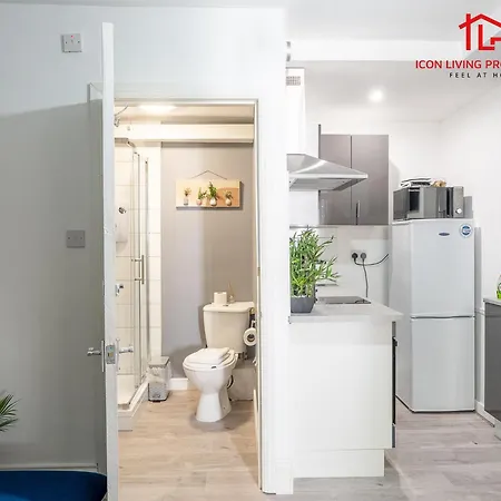 Arch-View Apartment 1 By Icon Living Properties Short Lets & Serviced Accommodation Wembley Londres Exterior foto