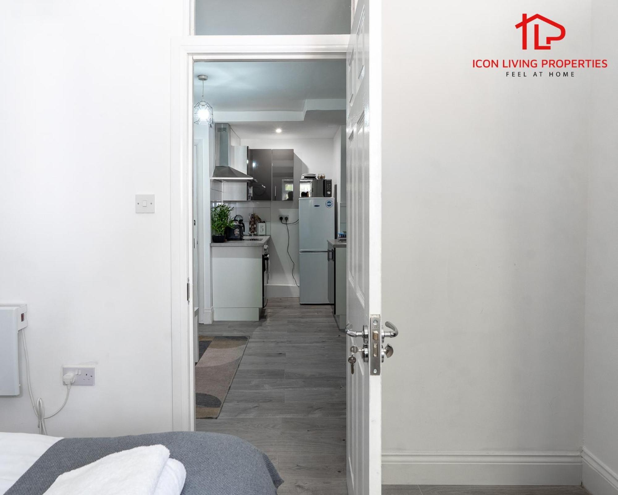 Apartment Arch-view 1 By Icon Living Short Lets & Serviced Wembley