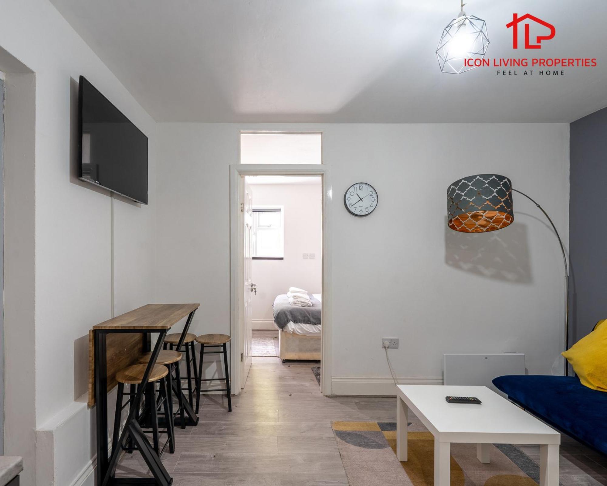 Apartment Arch-view 1 By Icon Living Short Lets & Serviced Wembley London