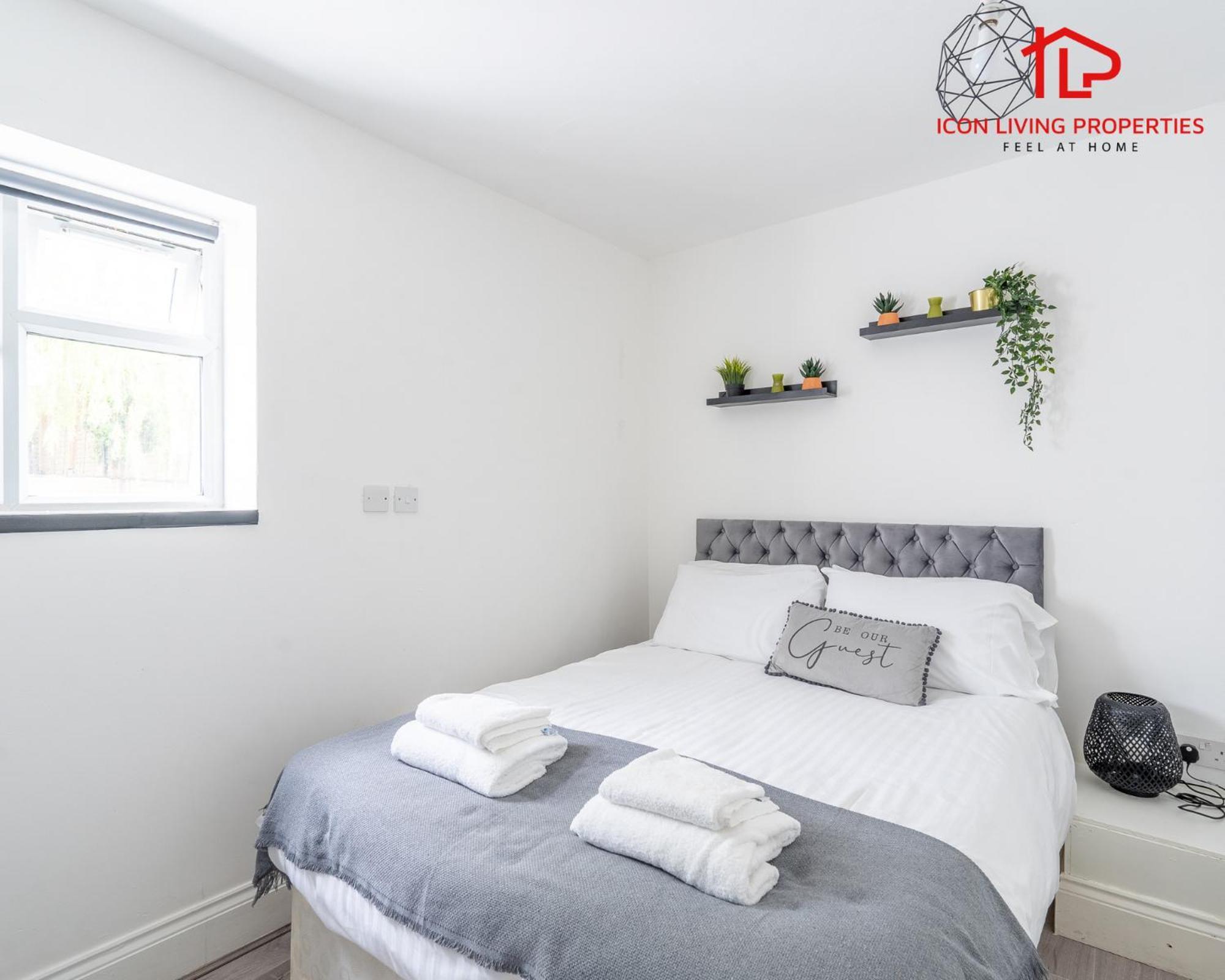 Arch-view 1 By Icon Living Short Lets & Serviced Wembley * London
