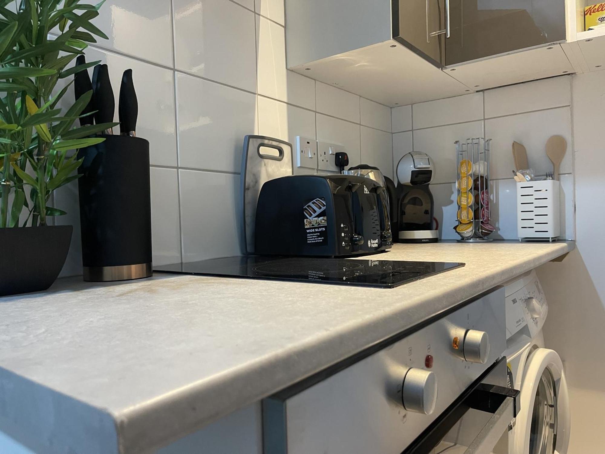 Apartment Arch-view 1 By Icon Living Short Lets & Serviced Wembley London