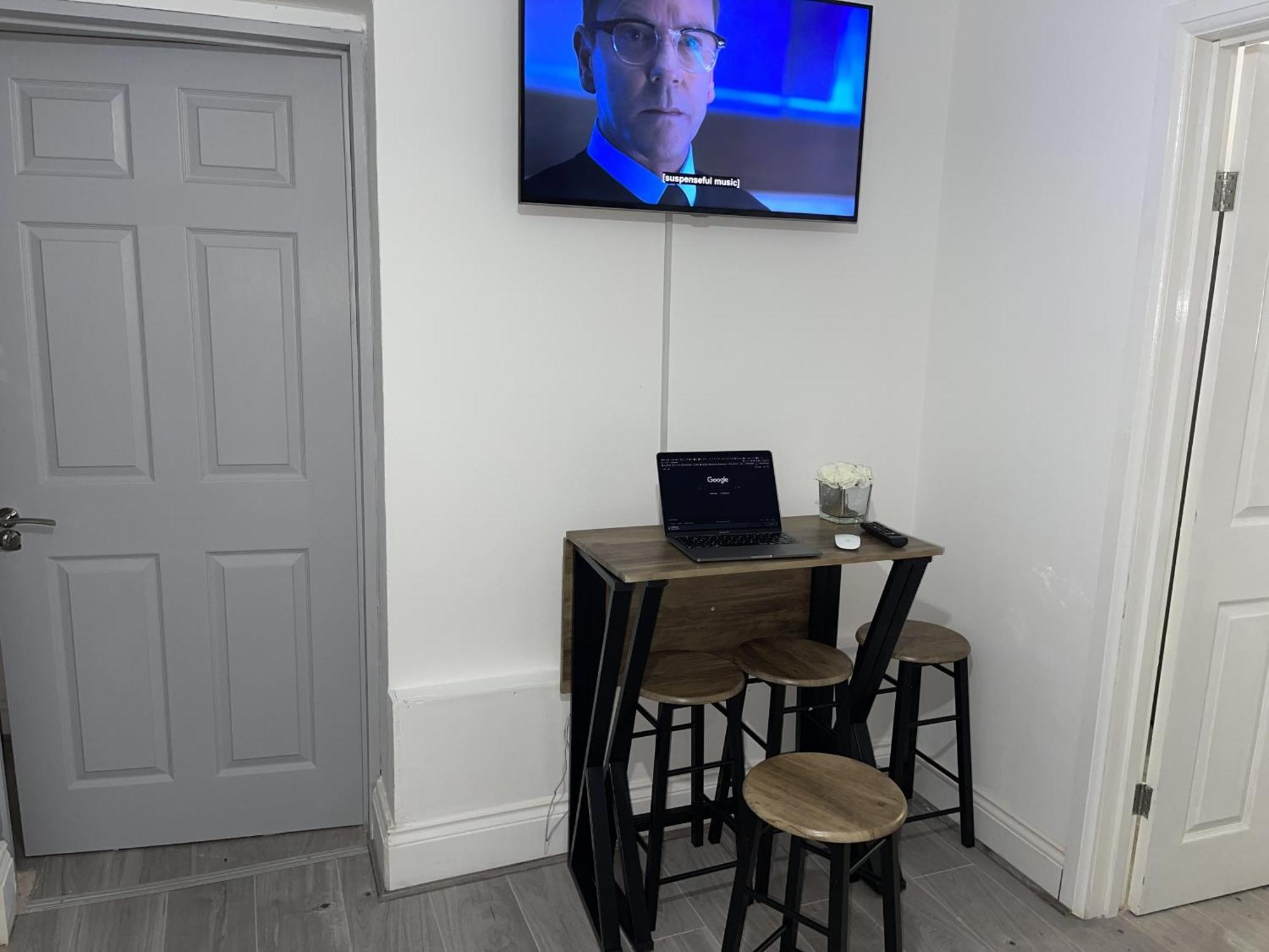 Apartment Arch-view 1 By Icon Living Short Lets & Serviced Wembley